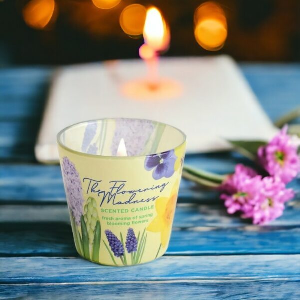 Lumanare parfumata in pahar de sticla, Bartek Candles - The flowering - Cadou