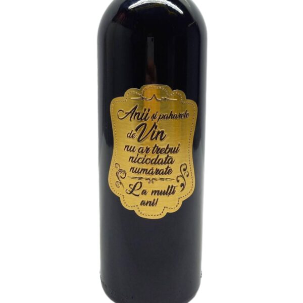 Vin personalizat 0,75L - Anii si paharele de vin - Cadou